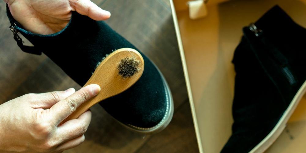 How To Keep Your Suede Shoes Clean?