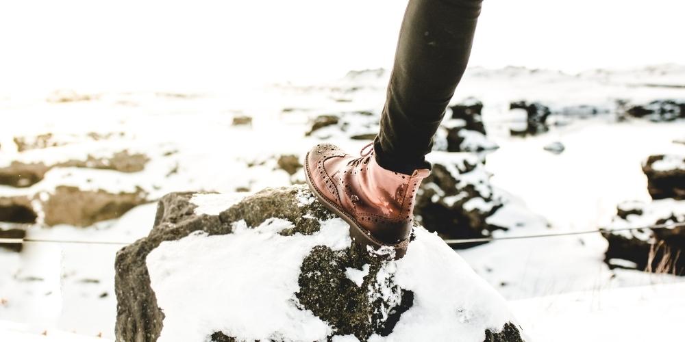 7 Cold Weather Tips For Your Feet To Stay Healthy